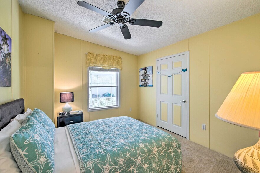 Building Photo - 9896 61st Terrace