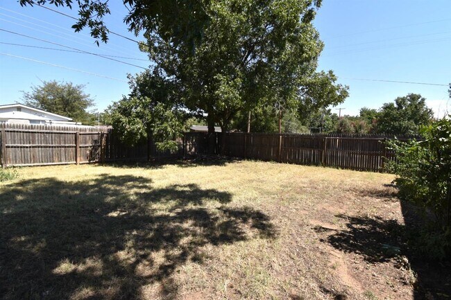 Building Photo - 2802 54th St