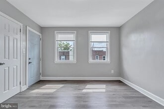 Building Photo - 2012 Rosedale St NE