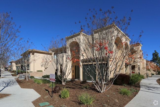 Building Photo - Orange Garden Apartments