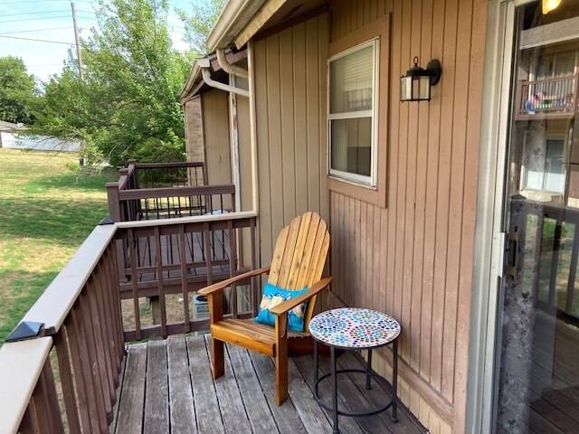 Spacious Balcony - 4715 SE Adams Blvd