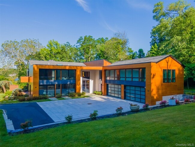 Building Photo - 369 E Shore Rd