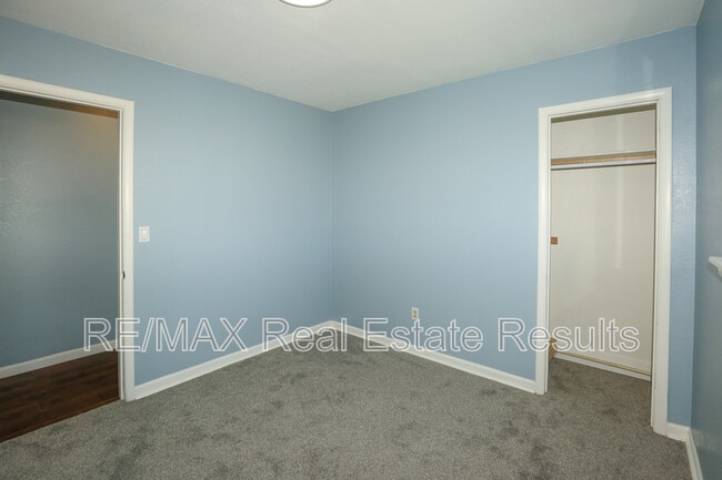 Building Photo - 1314 W Margaret Pl