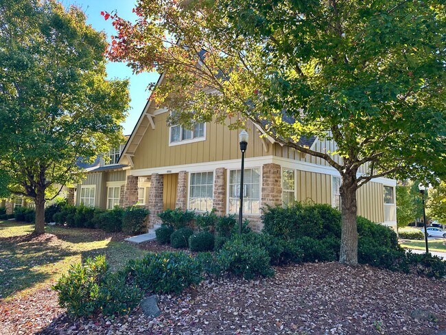 Building Photo - The Retreat of Clemson