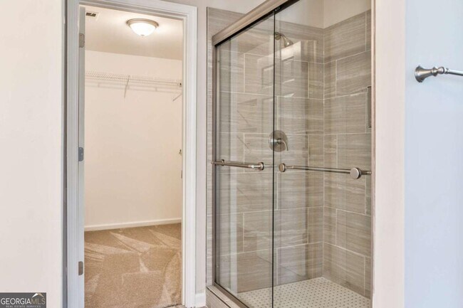 Building Photo - 2011 Town Lake Hills W