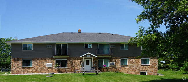 Building Photo - The Ridge Apartments