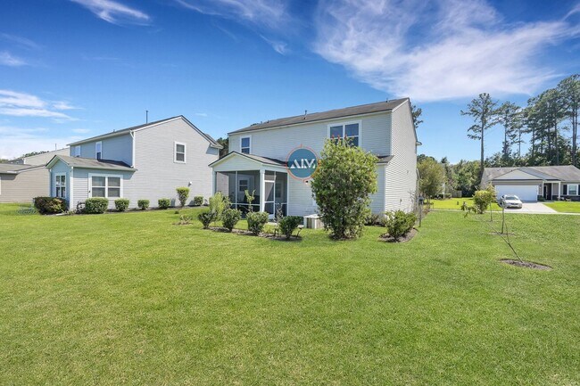 Building Photo - Beautiful Home in Seagrass Station
