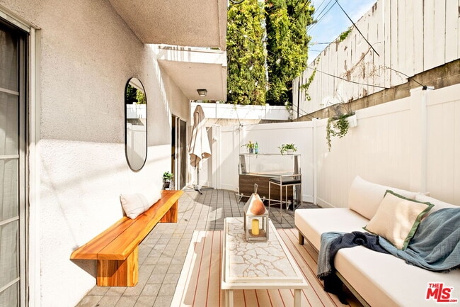 Building Photo - 1717 Malcolm Ave