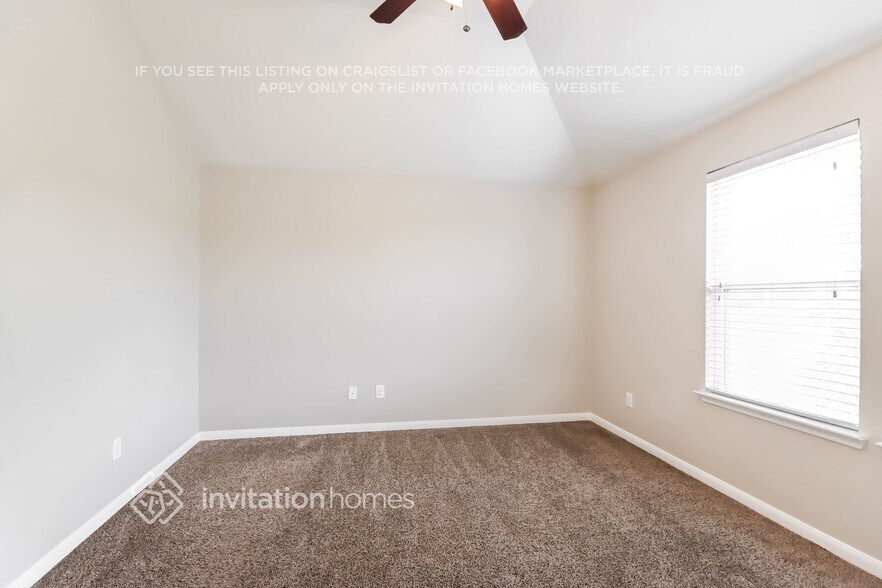 Building Photo - 18702 Walden Glen Cir