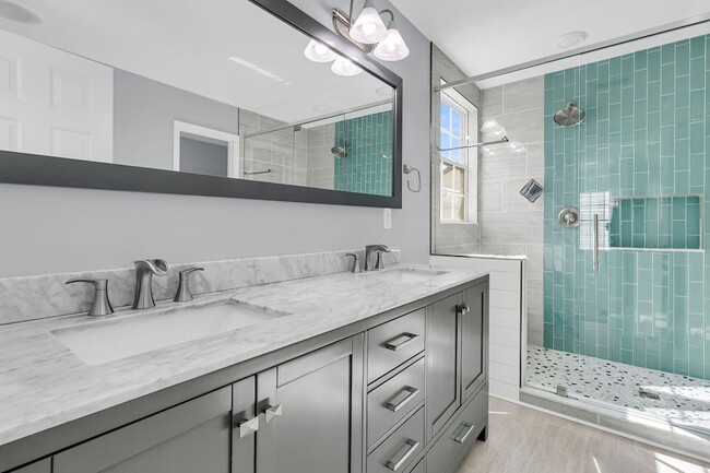 Building Photo - 7478 Hawks Cir