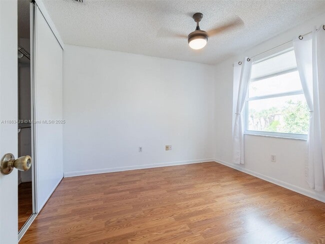 Building Photo - 15100 NW 7th Ct