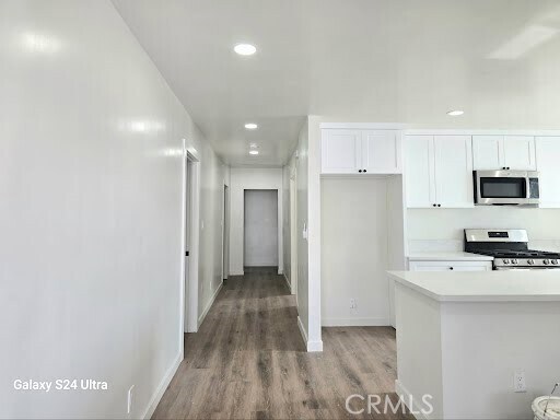 Building Photo - 1354 E 94th St