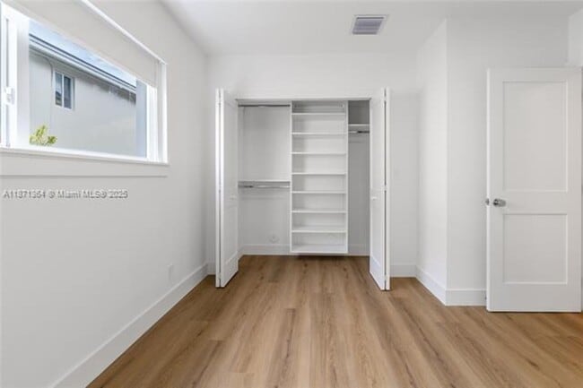 Building Photo - 3160 S Le Jeune Rd