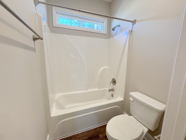 Building Photo - 35 Grove Cir