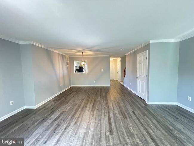 Building Photo - 17929 Milroy Dr