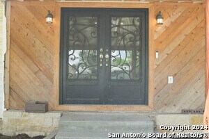 Building Photo - 727 John Adams Dr