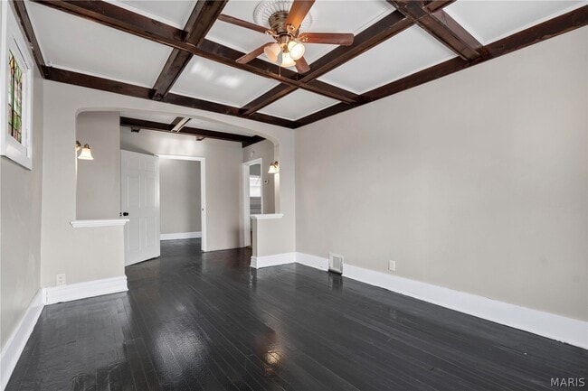 Building Photo - 3915 Schiller Pl