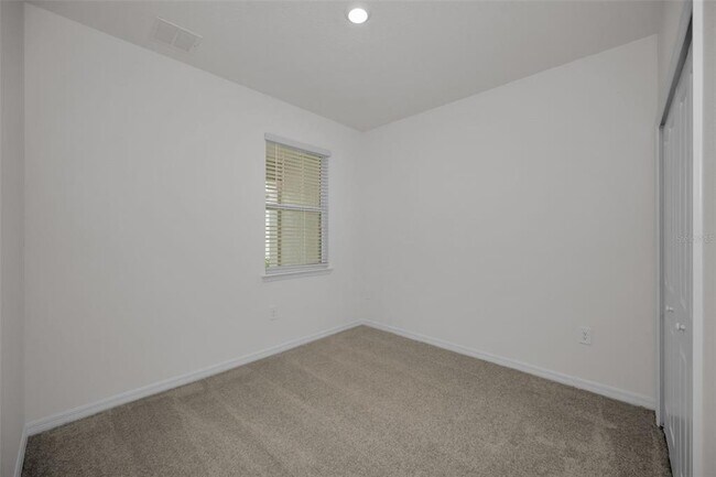 Building Photo - 18200 Pleasantview Blvd