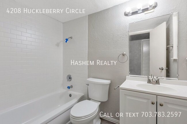 Building Photo - 4208 Huckleberry Cir