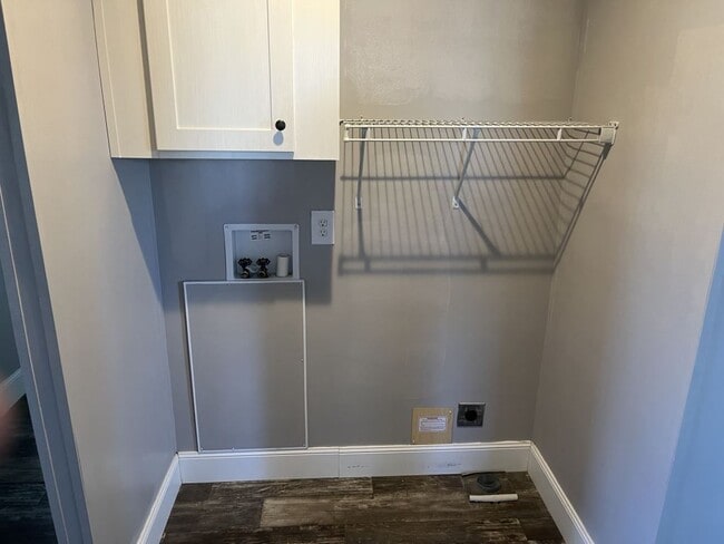 Building Photo - 3119 Wiley Ave