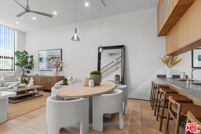 Building Photo - 11706 Charnock Rd