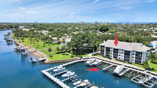 Building Photo - 543 Bay Colony Dr N