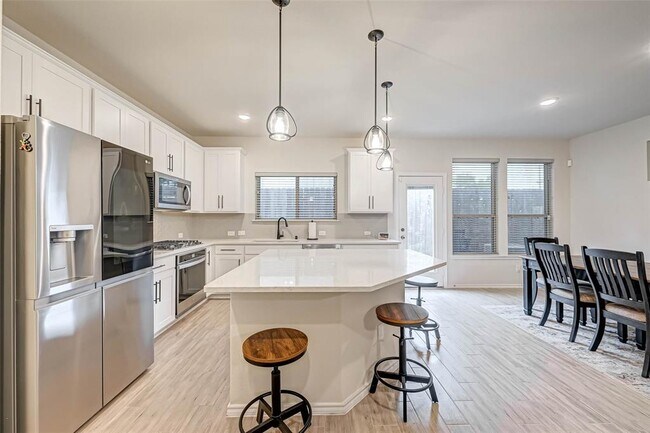 Building Photo - 3226 Longleaf Meadows Dr