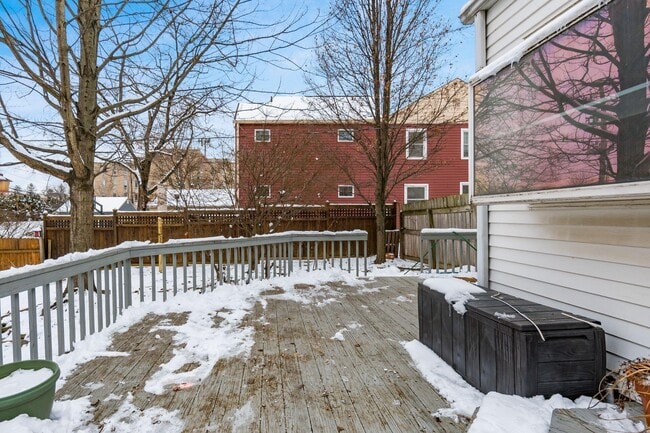 Building Photo - 51 E Schreyer Pl