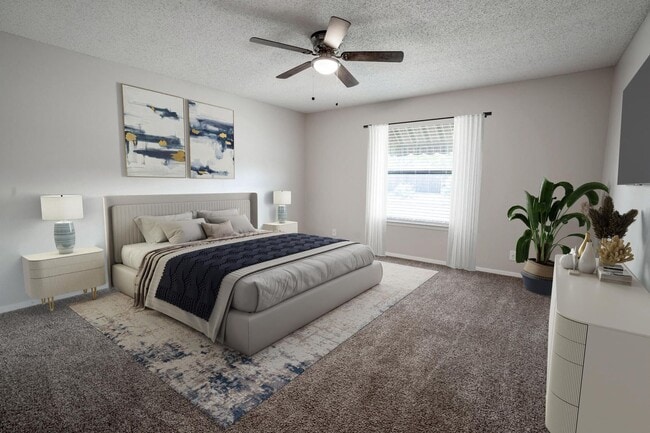 Building Photo - Updated 3-Bedroom Townhome with First-Floor Primary Suite