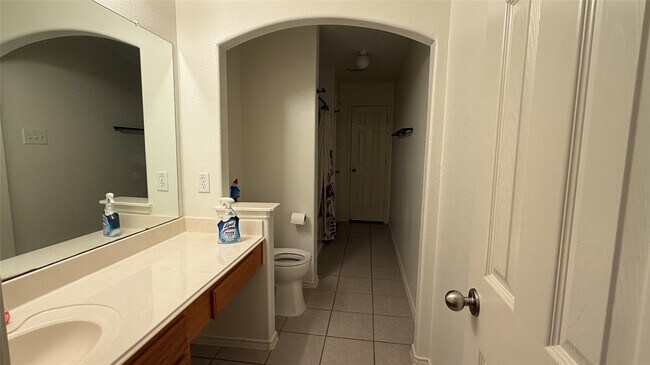 Building Photo - 25923 Hopson Meadows Dr