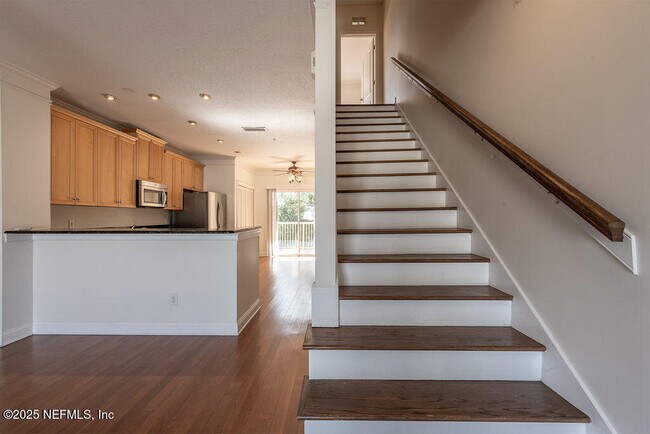 Building Photo - 2114 Gail Ave