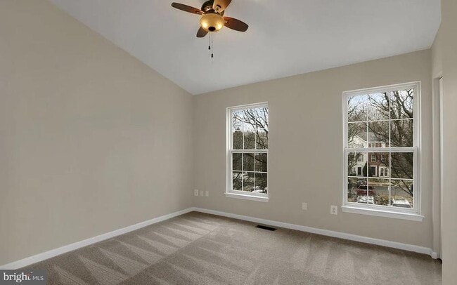 Building Photo - 15592 Three Otters Pl