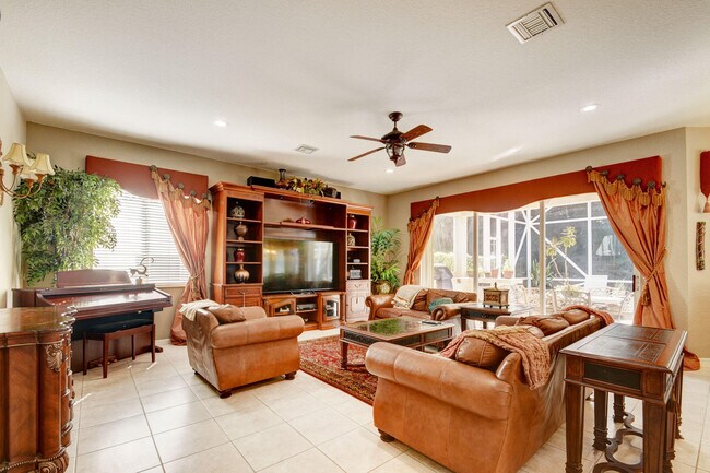 Building Photo - 11246 Maritime Ct