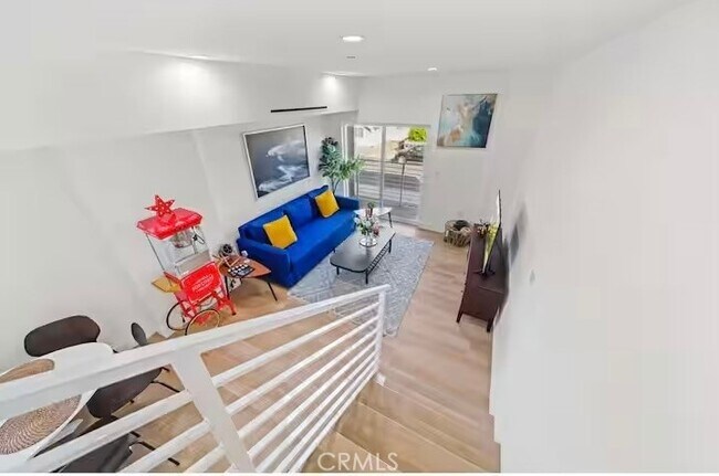 Building Photo - 5637 Klump Ave