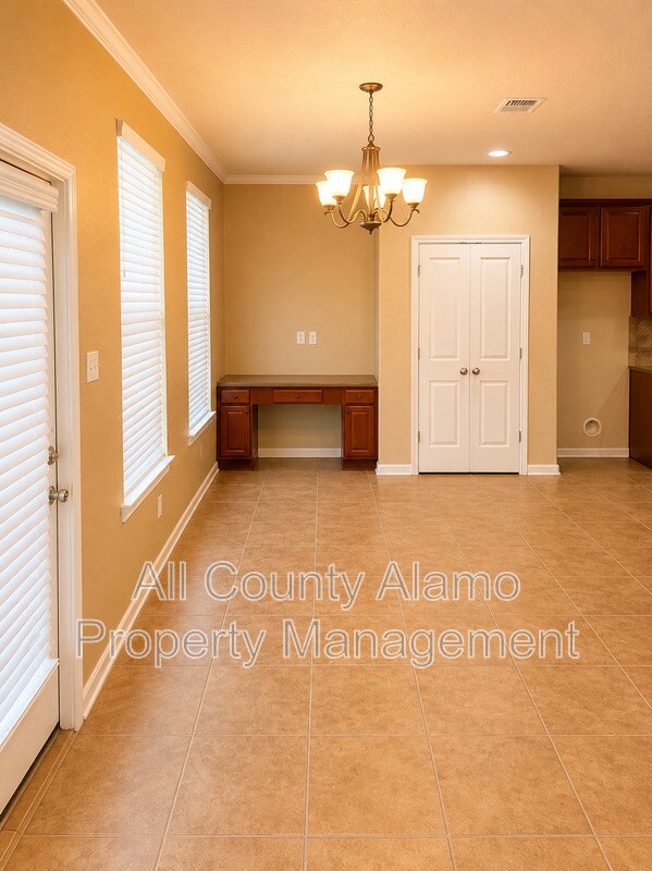 Building Photo - 5565 Saffron Way