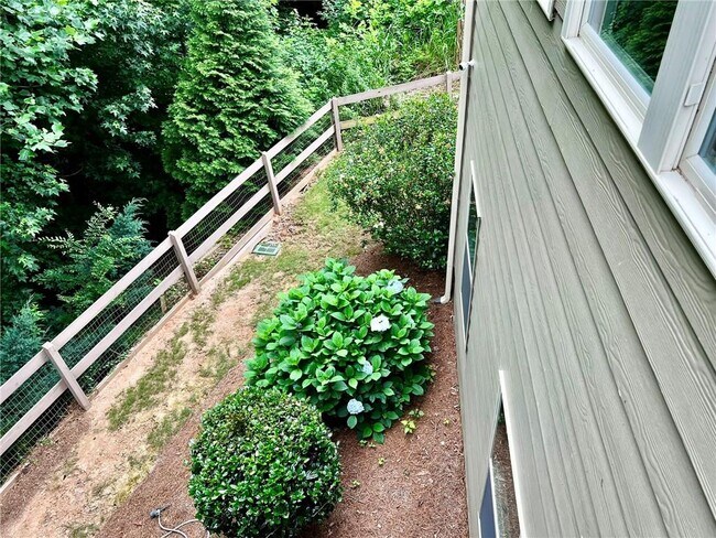 Building Photo - 3366 Kenyon Creek Dr NW