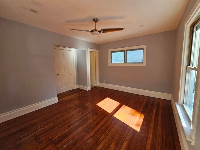 Building Photo - 133 Newtonville Ave