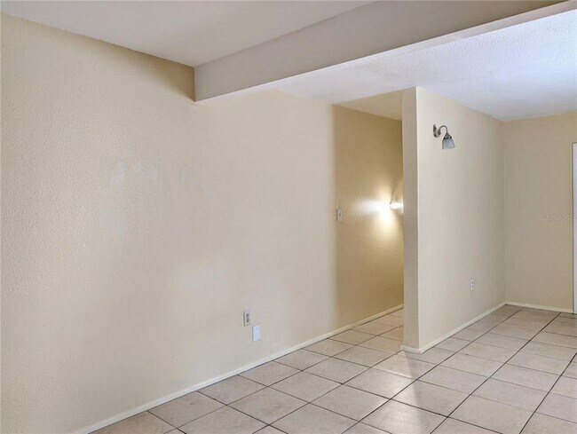 Building Photo - 1116 15th St W