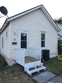 Building Photo - Lovely 2/1 small house for rent!!