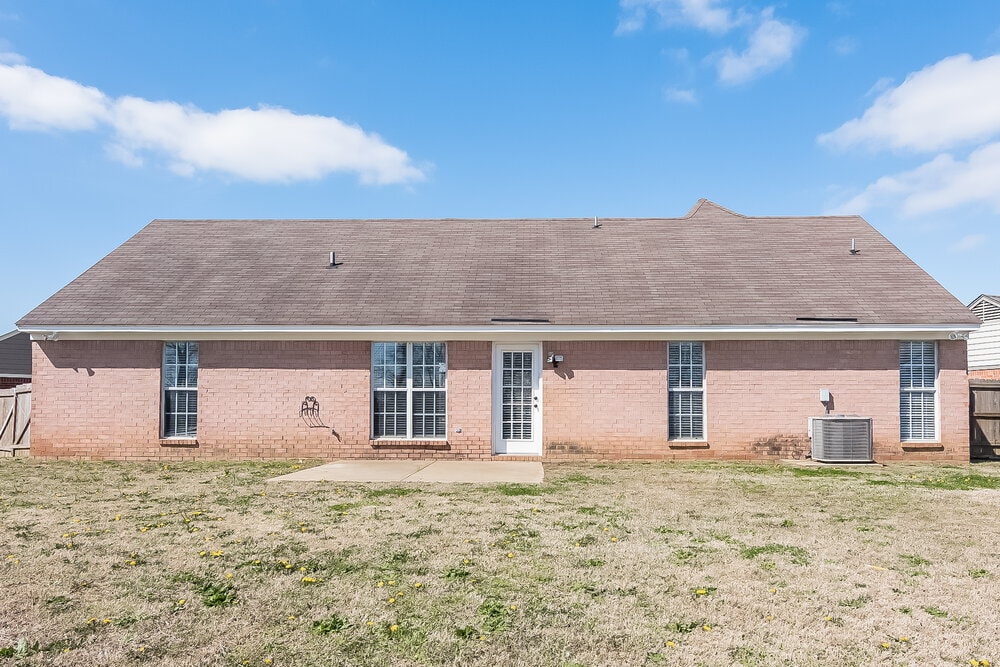 Building Photo - 1820 Mary Payton Cove