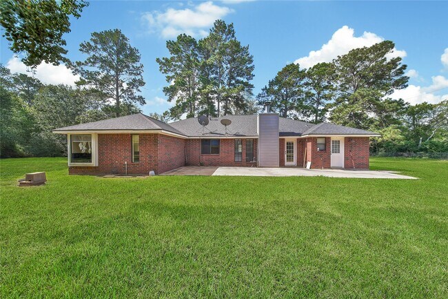 Building Photo - 33134 Old Hempstead Rd