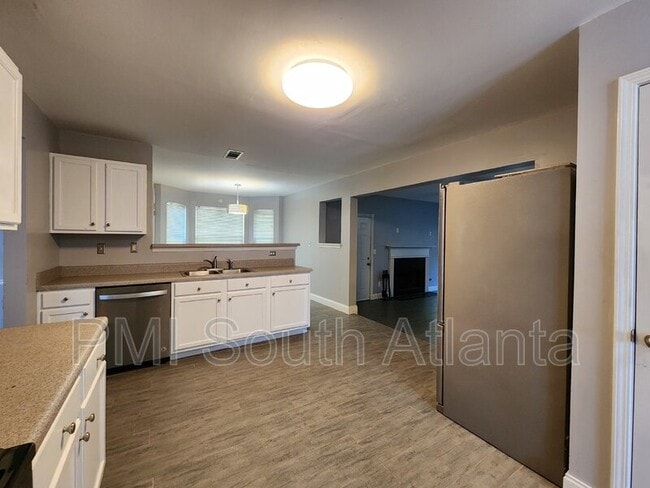 Building Photo - 2085 Winding Crossing Trail