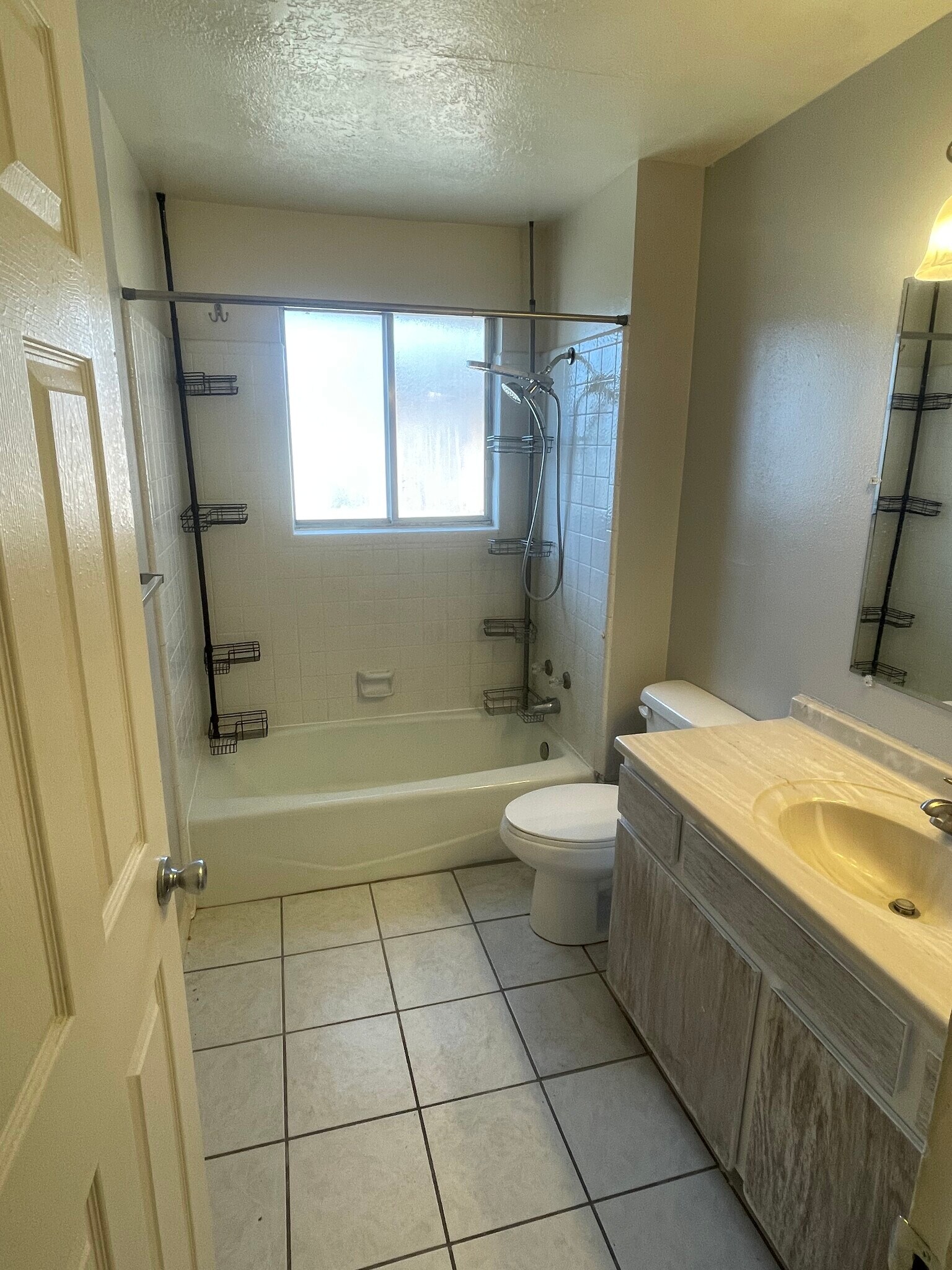 Building Photo - 1637 Avalon Rd