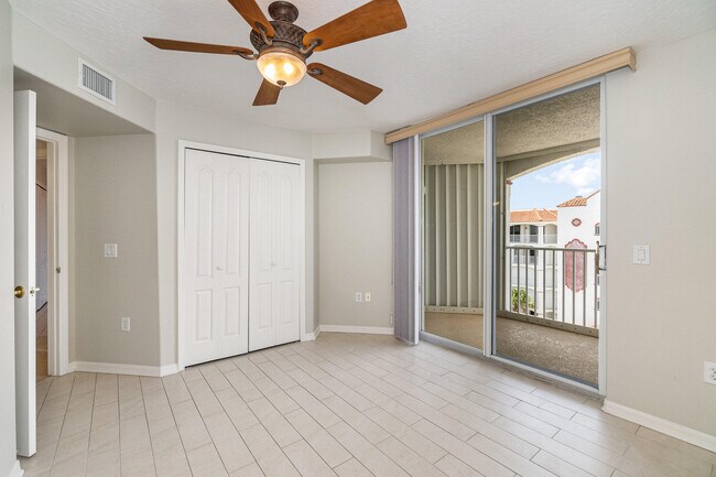 Building Photo - 801 Del Rio Way