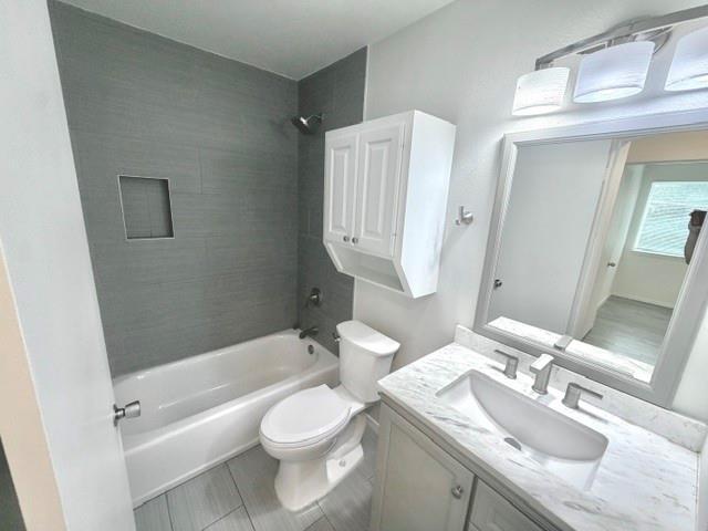 Building Photo - 7303 Whispering Creek Cir