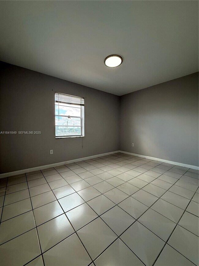 Building Photo - 6820 W Flagler St