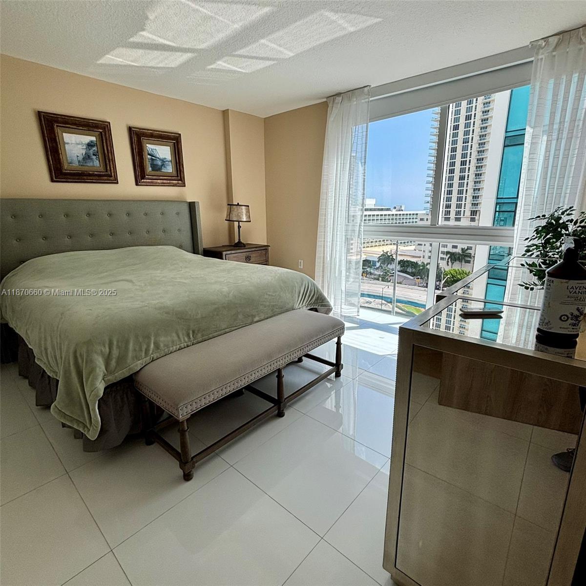 Building Photo - 150 Sunny Isles Blvd