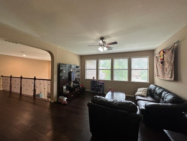 Building Photo - 46 Fort Arbor Ln