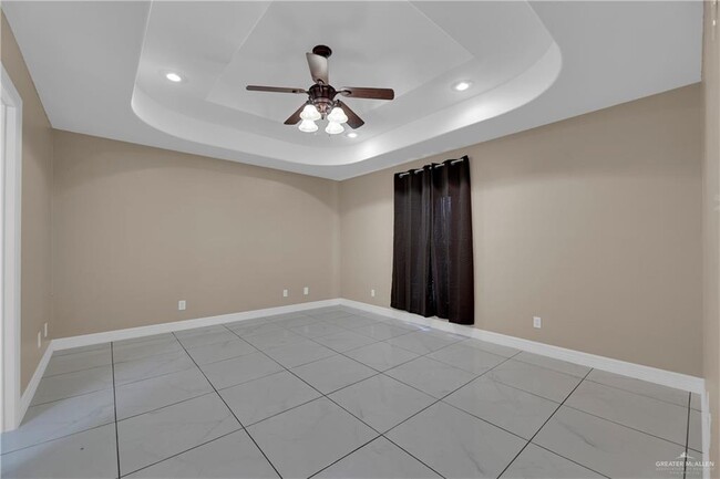 Building Photo - 7725 Wagon Trail Dr