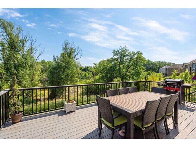 Building Photo - 5596 Orchard Cove